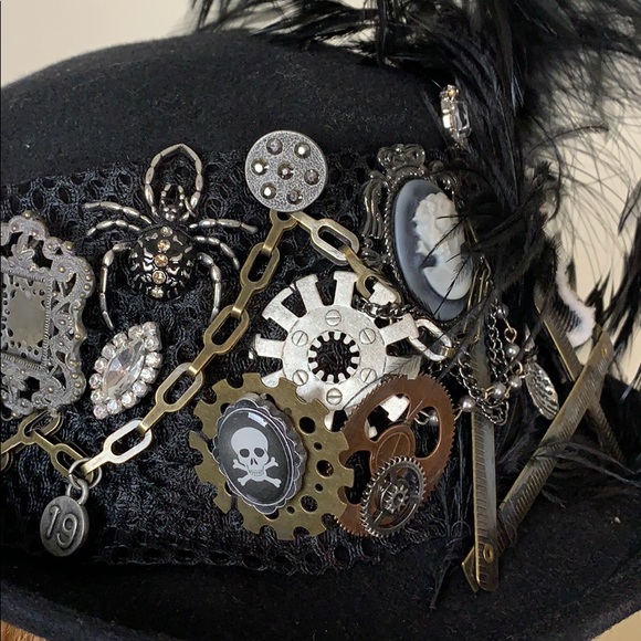 Unique steampunk designed wool Michael Howard hat - Picture 7 of 10